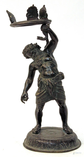 Figura mitologica, antica scultura in bronzo, H 28 cm.