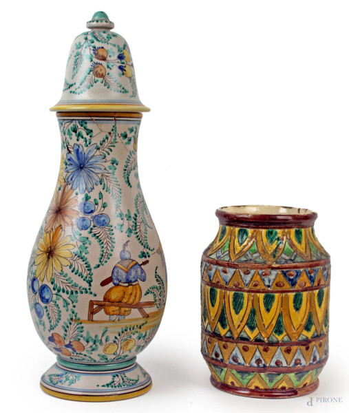 Lotto composto da una potiche con coperchio ed un vaso in ceramica policroma, manifatture diverse, XX secolo, alt. max cm 48, (difetti e restauri).