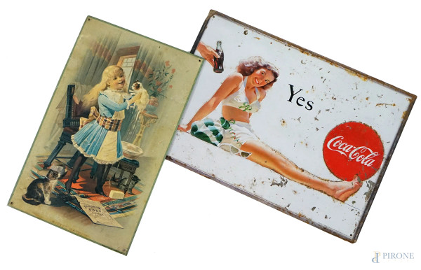 Kitty's Bath e Yes Coca Cola, due manifesti pubblicitari su latta, misure max cm 45x32, XX secolo, (difetti).