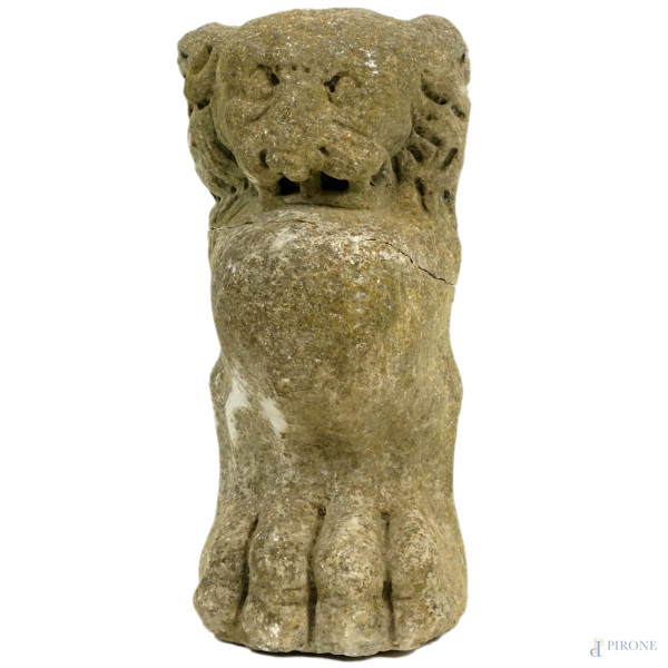 Zampa con protome leonina, antica scultura in pietra, cm h 34,5x15, (difetti).
