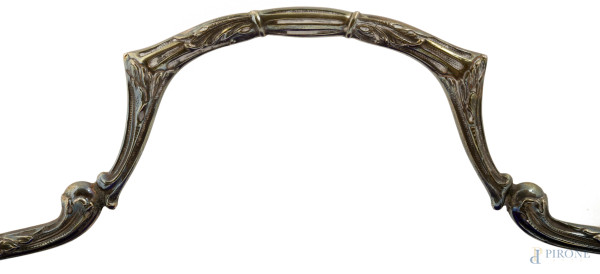 Alzata in argento con vasca in vetro blu, peso gr. 278, cm 25x31x22,5