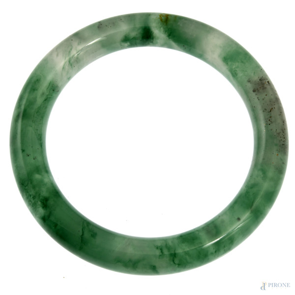 Bracciale in giada, diametro interno cm 5
