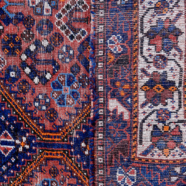 Tappeto persiano, cm 211x174, (usura del tempo, lievi difetti)