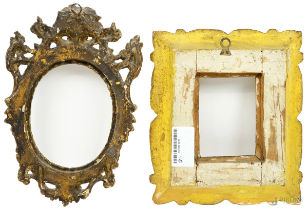 Lotto composto da sei piccole cornici in legno dorato, metallo argentato e dorato, epoche diverse...