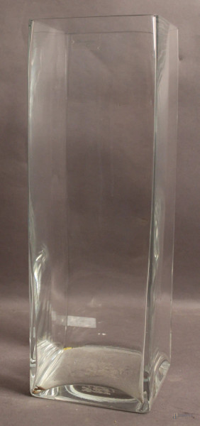 Vaso in vetro, H 42,5 cm.