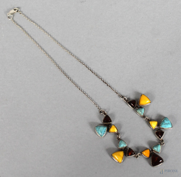 Collanina in argento, ambra e turchese.