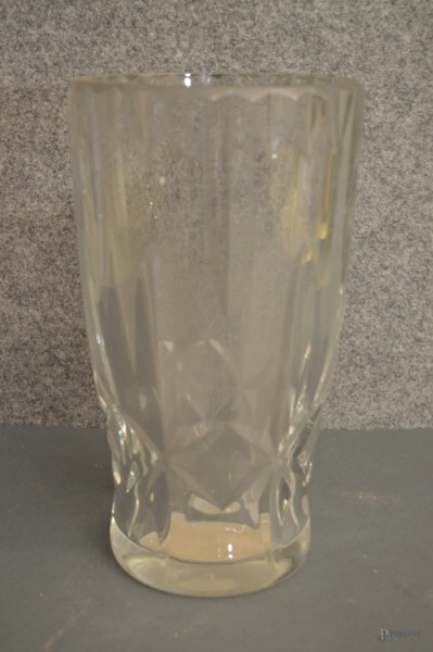 Vaso molato in cristallo baccarat, h. 25 cm.