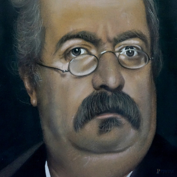 Ritratto di uomo con occhiali, pastello su cartoncino in assetto ovale, XX secolo, cm 75x50, entr...