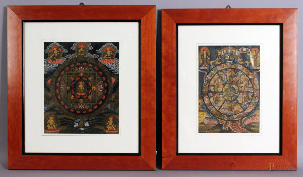 Lotto composto da due Tanka tibetani , primi 900, 27x22 cm - 26x18 cm, entro cornici.