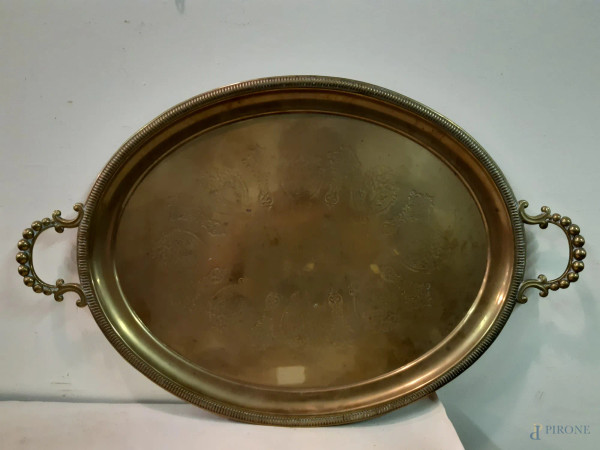 Vassoio in metallo dorato 75x48 cm.