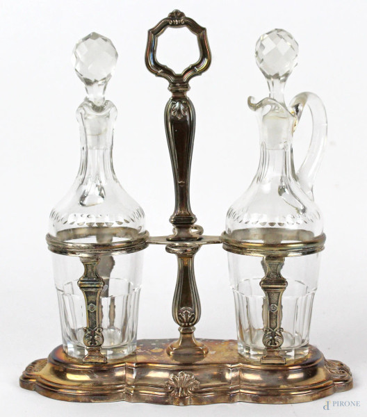 Oliera in argento con flaconi in cristallo, altezza cm.22, gr. 290