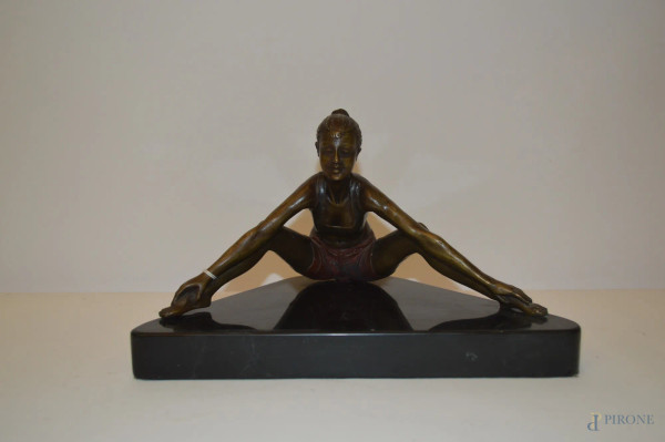 Ballerina, scultura in bronzo, h 16 cm.