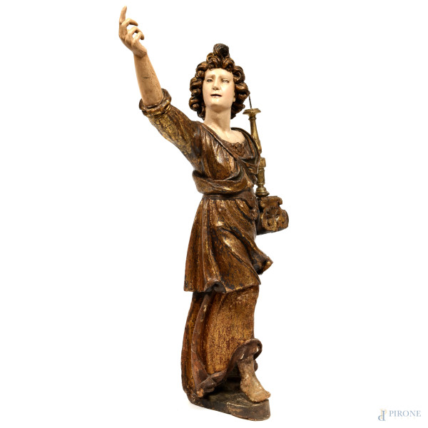 Scultura in legno dorato e dipinto raffigurante angelo portacero, XVIII-XIX secolo, altezza cm 12...