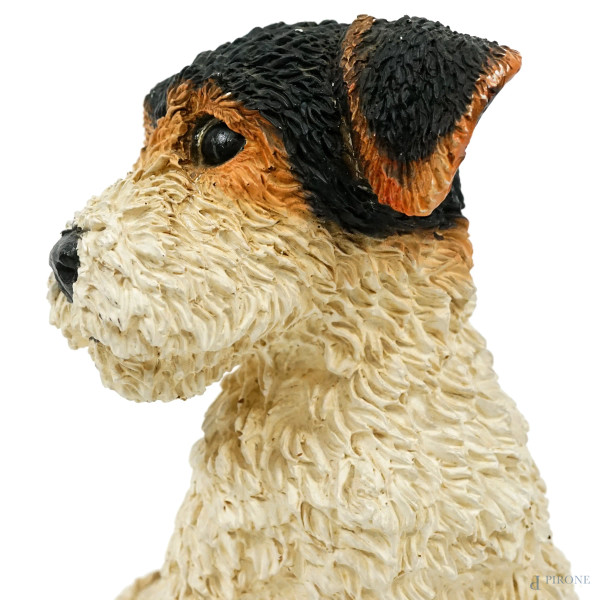 Cane, scultura in resina policroma, cm 23,5, XX secolo, (lievi difetti).