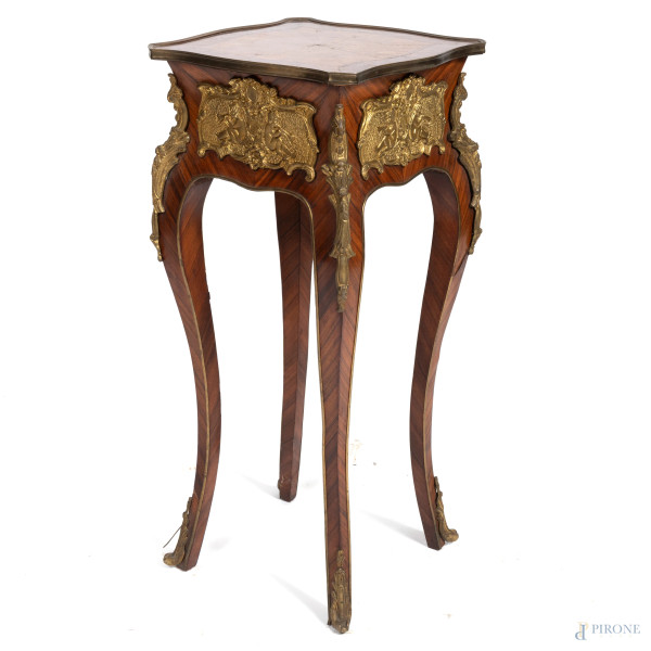 Tavolinetto in legno impiallacciato con inserti in bronzo dorato, XX secolo, cm 78x35x35, (segni di usura, scalfiture, difetti)
