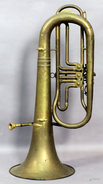 Tuba in ottone, lunghezza 74 cm, XX secolo.