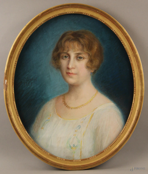 Ritratto di donna, pastello su carta, 54x44 cm, firmato e datato 1921, entro cornice.