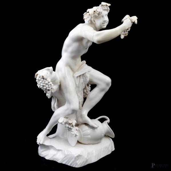 Bacco, XX secolo, scultura in porcellana bianca, altezza cm 32, (segni di usura, sbeccature, rotture, restauri, difetti)