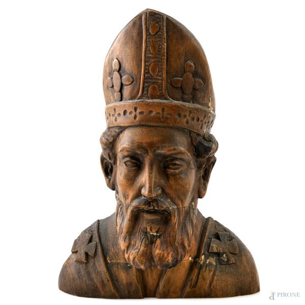 Scultura in legno raffigurante testa Sant'Ambrogio, XX secolo, altezza cm 40, (segni di usura, rotture, restauri, difetti)