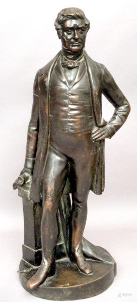 Personaggio del XX sec., scultura in bronzo, H 95 cm, difetti.