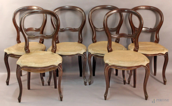 Lotto composto da sei sedie in mogano, seduta in stoffa, XX secolo.
