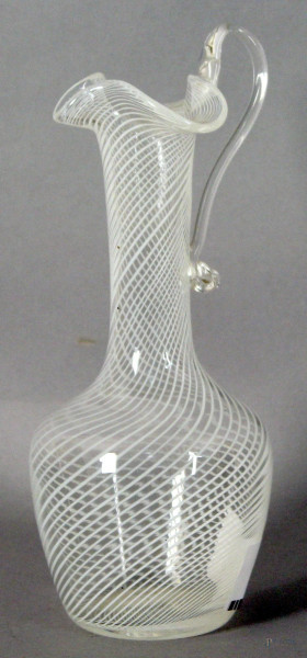 Versatoio in vetro con decoro a spirale, Murano, anni &#39;50, altezza 27 cm.
