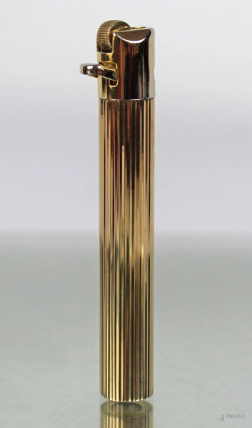 Accendino in oro 750, cm 9x1, made in Japan, XX secolo