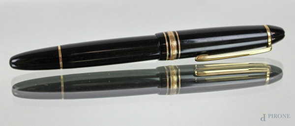 Montblanc, penna stilografica Meisterstuck, lunghezza cm 14