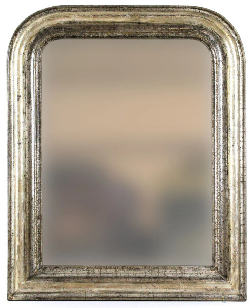 Specchiera di linea sagomata in legno intagliato e dorato, cm 61,5x49, XIX secolo