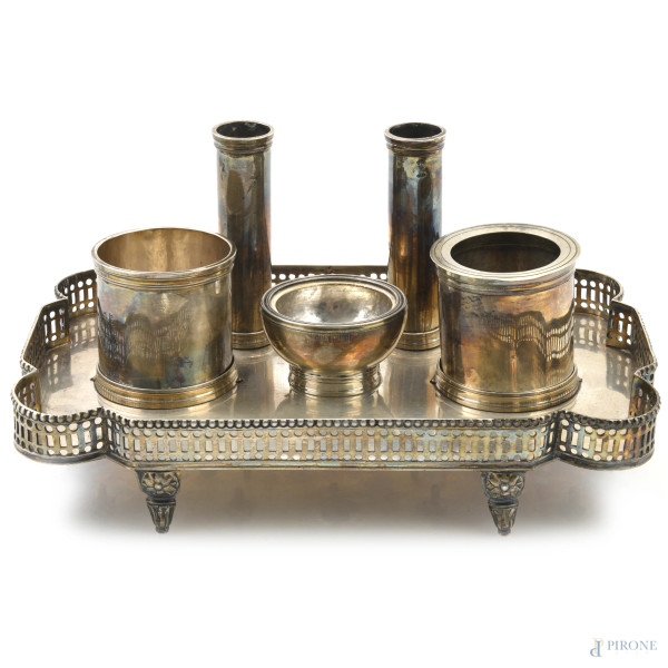 Servito da scrittoio in argento, misure massime cm 13x26x16, peso lordo complessivo gr 950