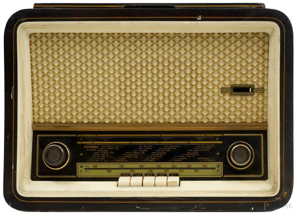 Radio Siemens anni '50, Modello SM.7138, cm 35x46,5x36,5, (difetti)