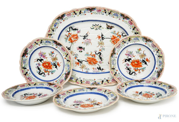 Specchiera con cornice in legno intagliato e dorato, inizio XX secolo, cm 67x47, (difetti)