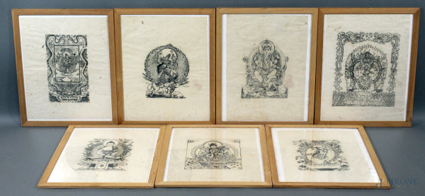 Lotto di sette stampe raffiguranti divinità induiste, cm. 48x37, XX secolo, entro cornici.