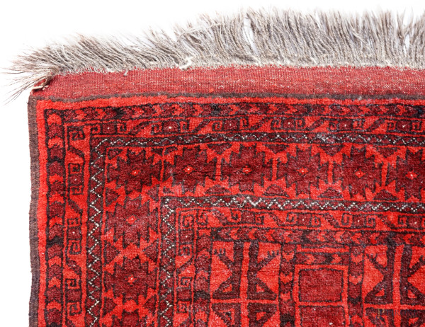 Tappeto persiano, cm 210x148 circa, (difetti)