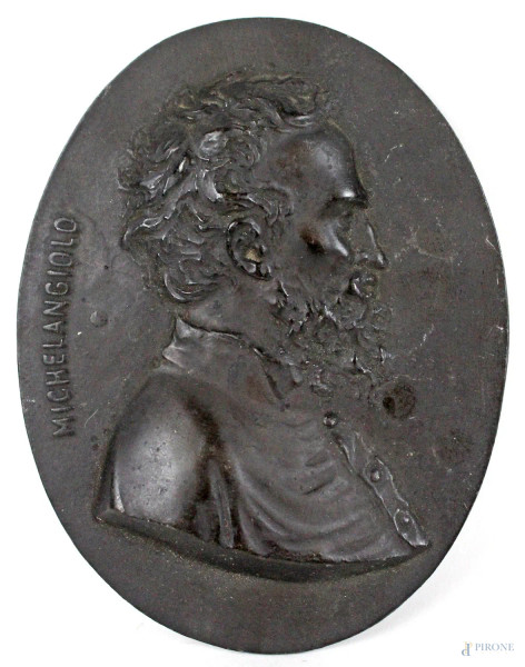 Placca ovale in bronzo raffigurante ritratto di Michelangelo, cm 12,5x9,5, inizi XX secolo