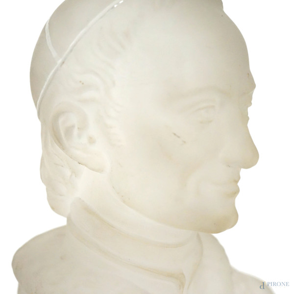 Scultura in cristallo Baccarat, Francia, XX secolo, raffigurante il busto di papa Leone XIII, alt...