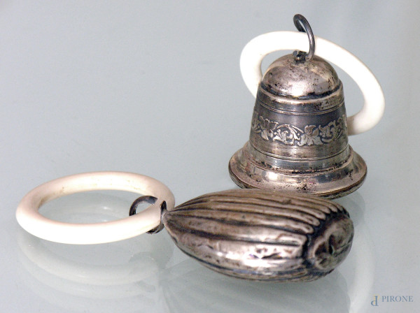 Antica coppia di sonagli in argento da neonato, epoca XIX secolo