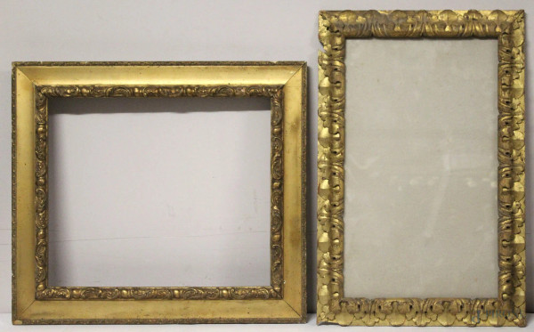 Lotto composto da due cornici in legno dorato, luce 45x38 cm e luce 52x33 cm, fine XIX sec.