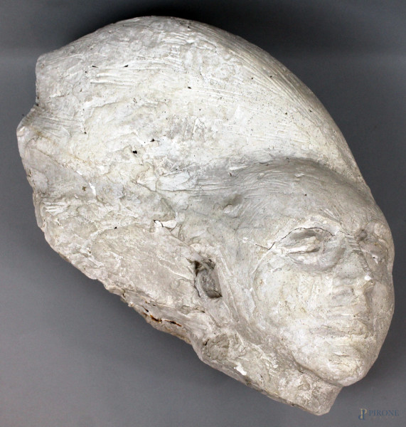 Volto di donna, scultura in gesso, cm 60x37x30 circa, XX secolo, (difetti)