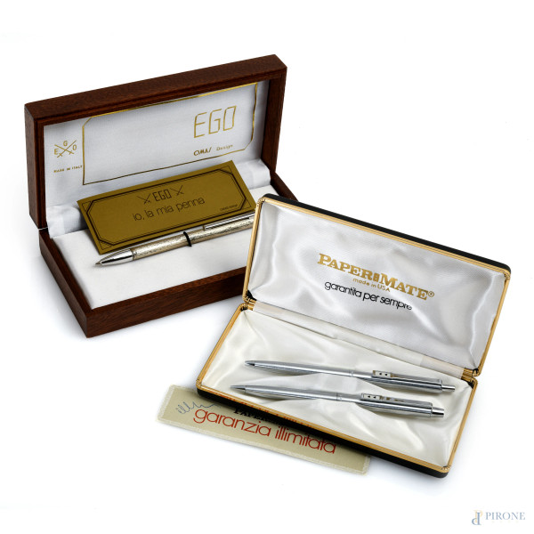 Lotto composto da due penne biro, lunghezza massima cm 13,5, (segni di usura, da revisionare)