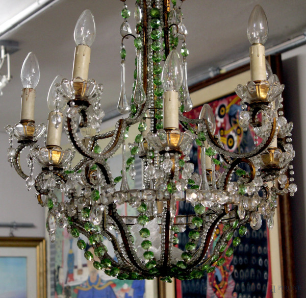 Lampadario in metallo e vetro a dieci luci, altezza 60 cm, primi &#39;900, (difetti).