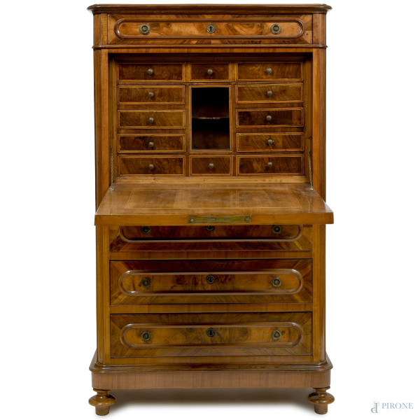 Secretaire impiallacciato in noce e radica, XX secolo, cm 158,5x91x42,5, (difetti)