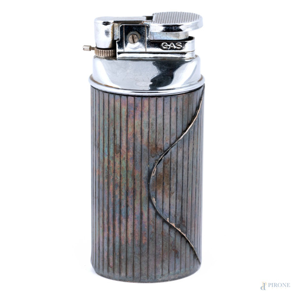 Accendino da tavolo rivestito in argento, altezza cm 9, peso lordo gr 230