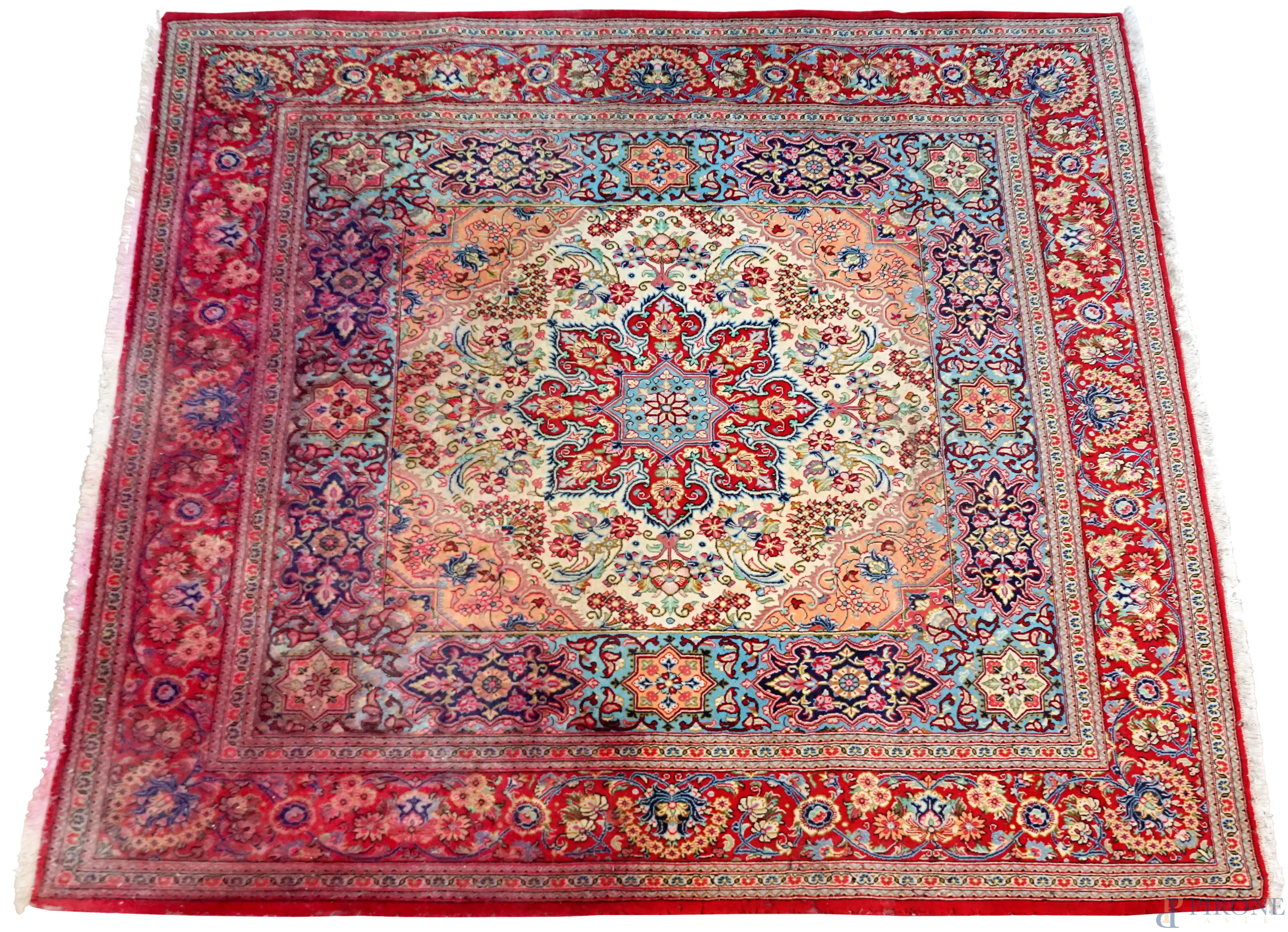 Tappeto Shareza, Persia, cm 196x196, (difetti) - Asta ASTA A TEMPO DI  CORNICI, TAPPETI E ARTE MODERNA - Aste Pirone