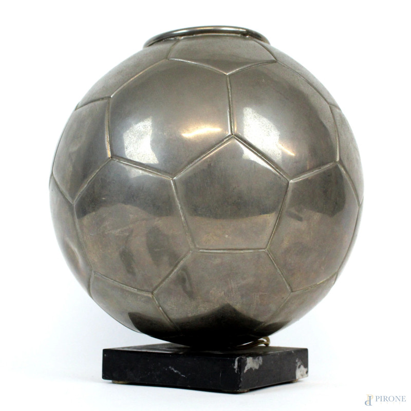 Lampada da tavolo a forma di pallone, cm h 22, base in marmo, XX secolo  - Asta ANTIQUARIATO E ARTE MODERNA - Aste Pirone