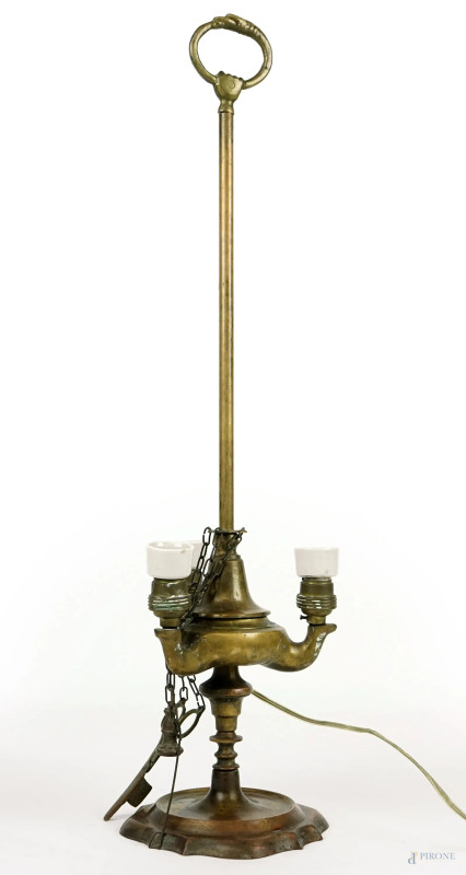 Lampada fiorentina in bronzo, montata a luce elettrica, cm h 55, XX secolo, (difetti)  - Asta ASTA A TEMPO - Aste Pirone