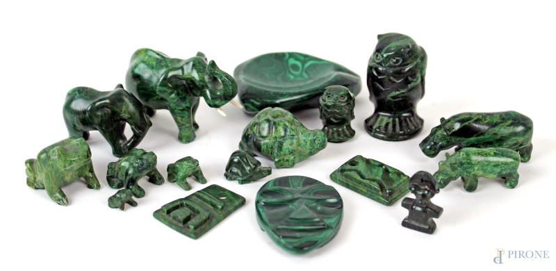 Lotto di animali e oggetti decorativi in malachite, alt. max cm 6.  - Asta Asta a Tempo di Antiquariato e Arte Moderna - Aste Pirone