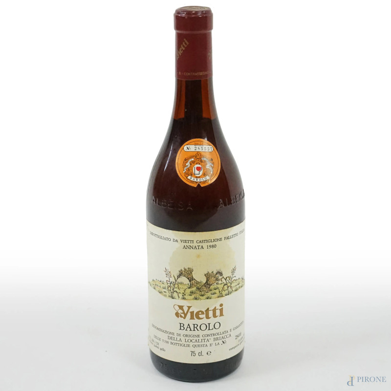 Vietti, Barolo D.O.C.G. della località di Briacca, bottiglia di vino bianco, annata 1980.  - Asta ASTA DI ARTE MODERNA, CONTEMPORANEA E VINTAGE - Aste Pirone