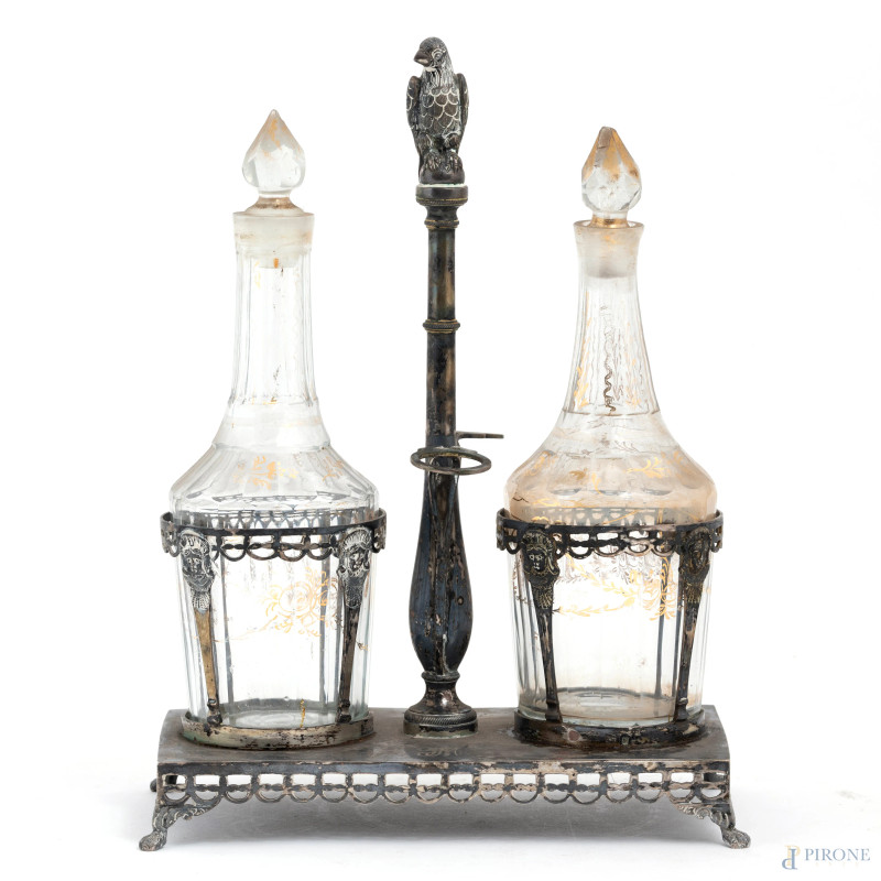 Oliera in argento e cristallo con presa a foggia di volatile, XX secolo, cm 26x19x10, peso lordo struttura gr 530(segni di usura, difetti)  - Asta RAPIDA SOLIS - Aste Pirone