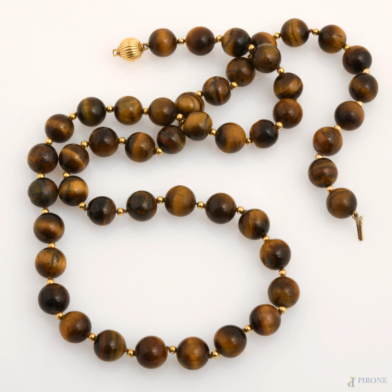 Collana con pietre cocchio di tigre e chiusura in oro giallo 18Kt, lunghezza cm 73,5  - Asta ASTA A TEMPO | IN ARTE VERITAS - Aste Pirone